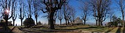 35 Al Parco del Castello di San Viglio baciato dal sole